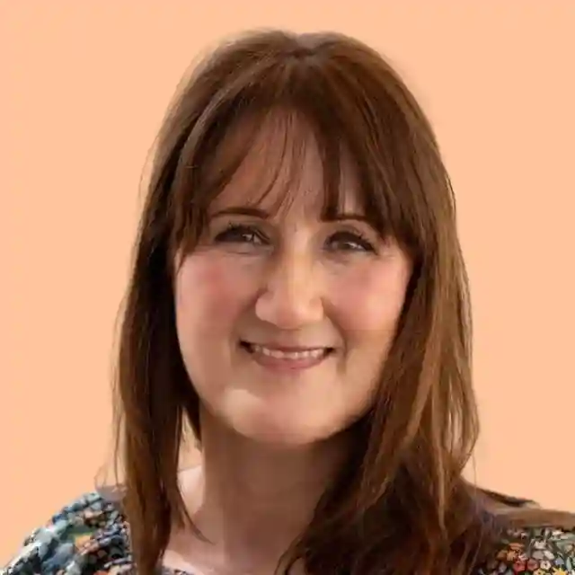 Amanda Davies